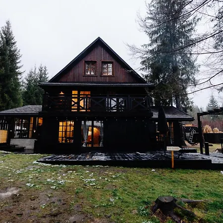 Dom wakacyjny Fabryka Snów Loft W Sercu Beskidów *