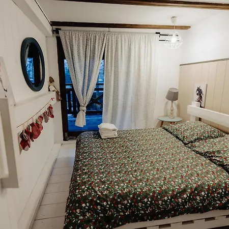 Fabryka Snow Loft W Sercu Beskidow Holiday home *